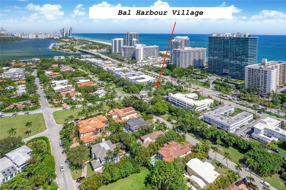 52 Camden Dr Bal Harbour, FL 33154
