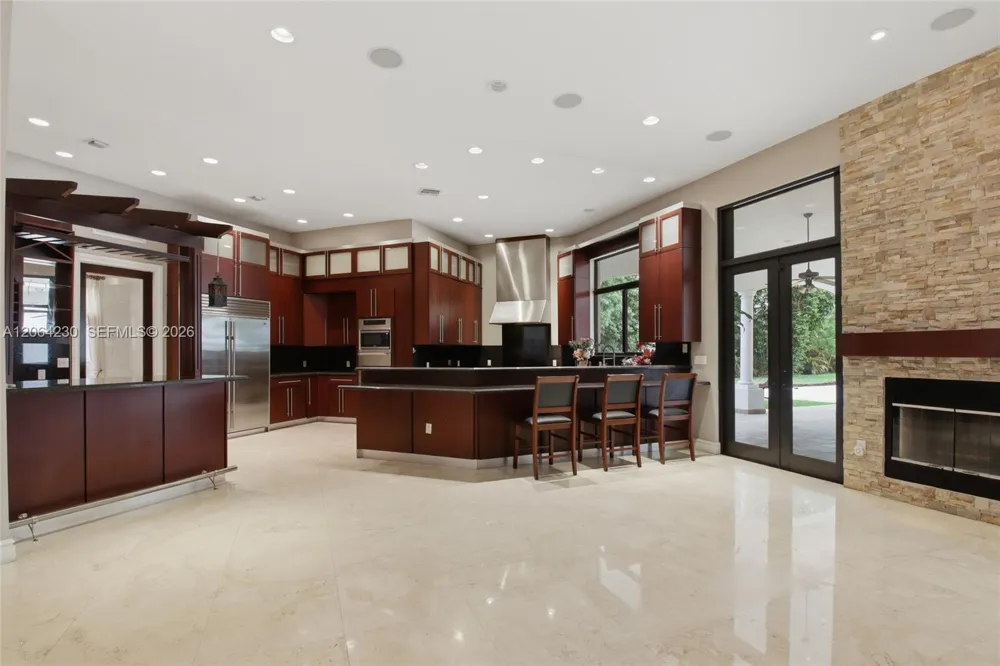 6200 SW 97th Ave Miami, FL 33173