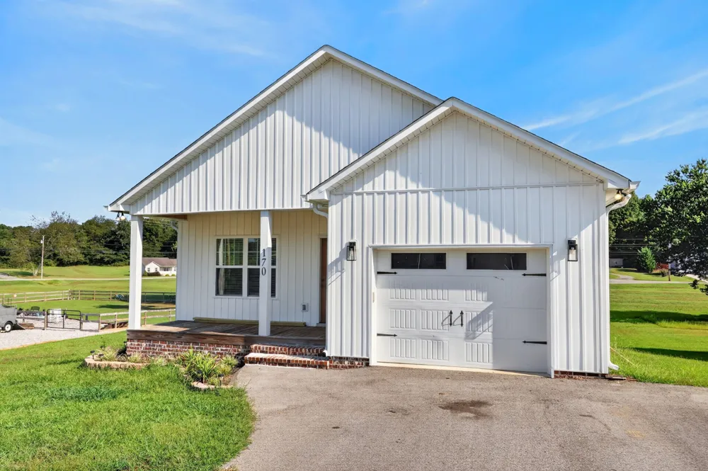 170 Honeysuckle Ln Sparta, TN 38583