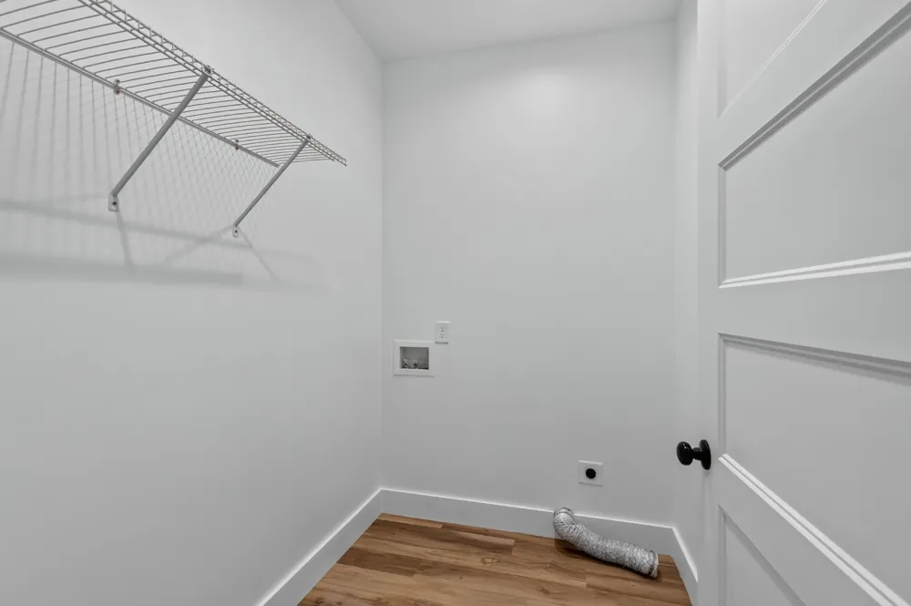 170 Honeysuckle Ln Sparta, TN 38583