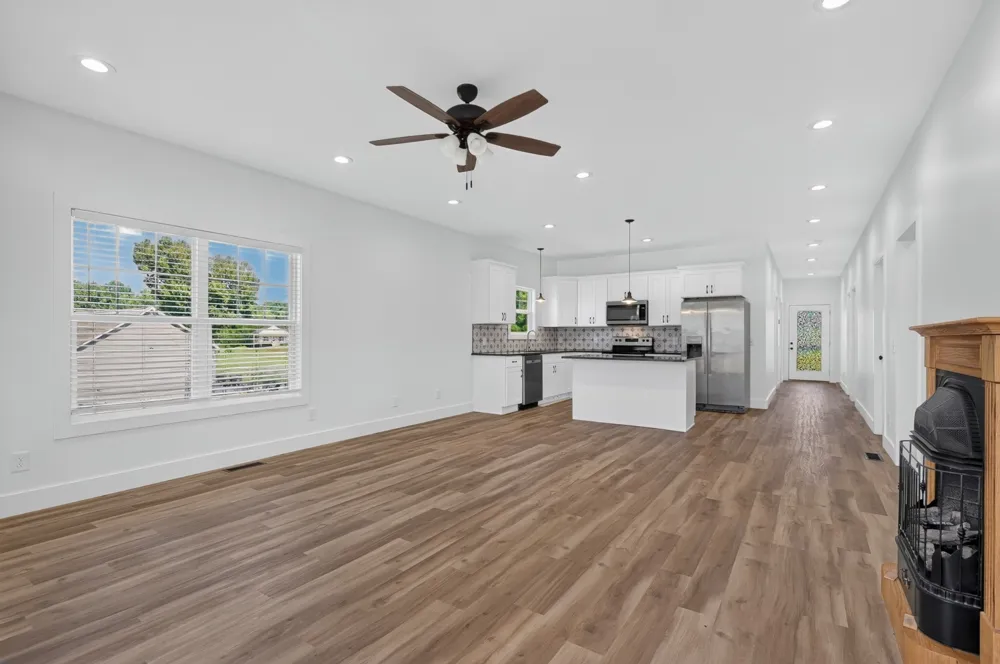 170 Honeysuckle Ln Sparta, TN 38583