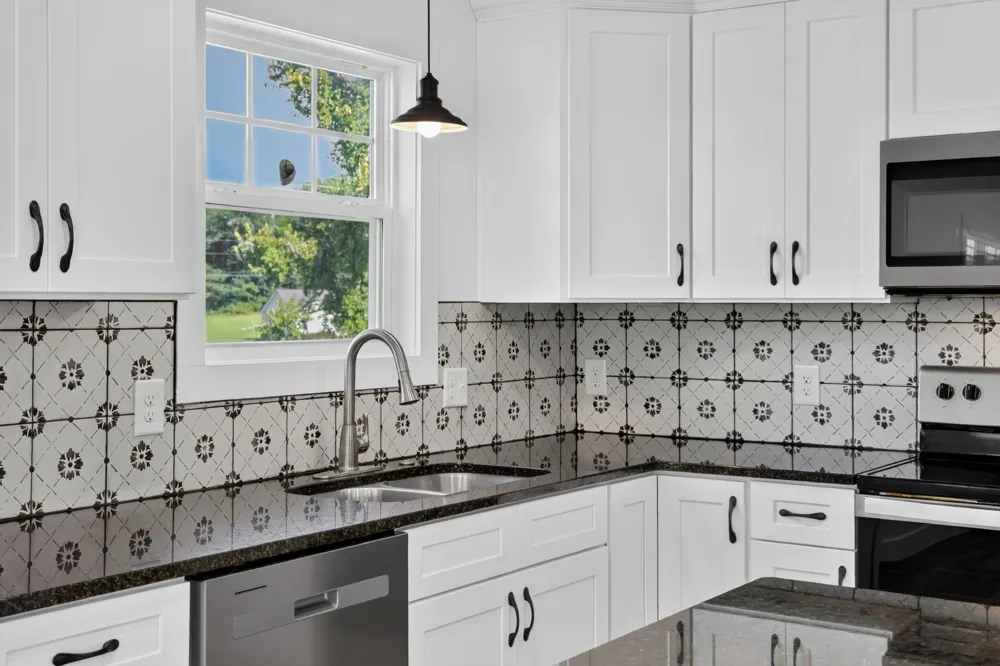 170 Honeysuckle Ln Sparta, TN 38583