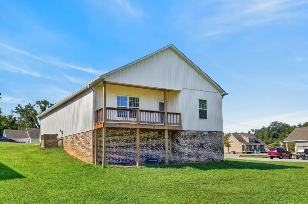 170 Honeysuckle Ln Sparta, TN 38583