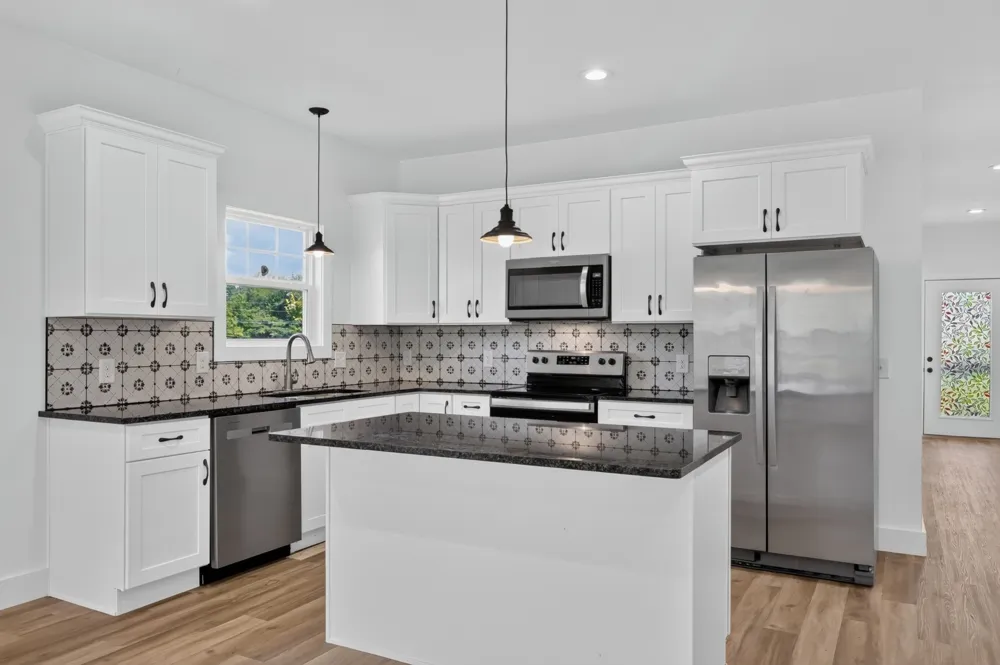 170 Honeysuckle Ln Sparta, TN 38583