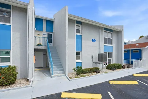 320 MEDALLION BOULEVARD #H