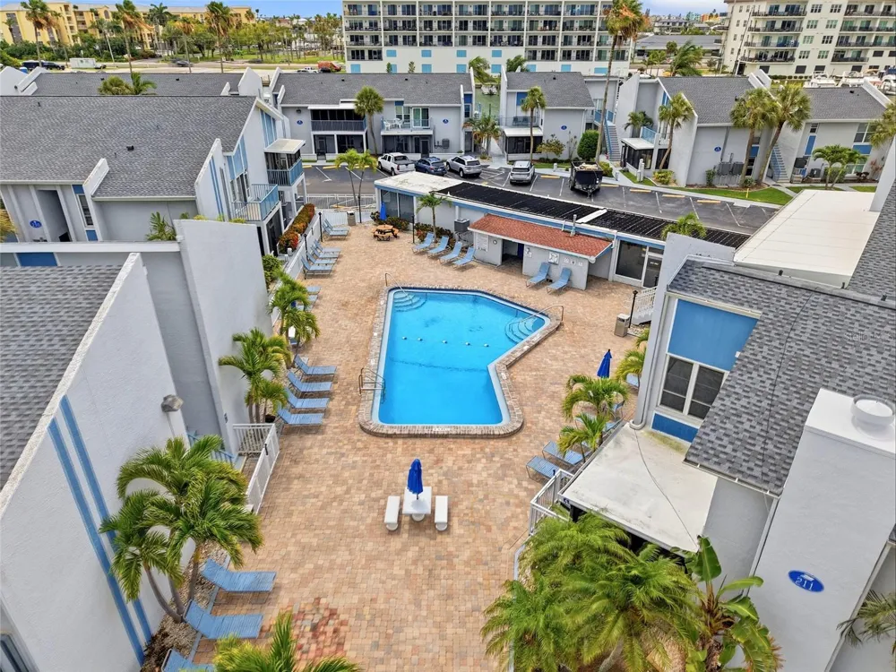 320 MEDALLION BOULEVARD #H Madeira Beach, FL 33708