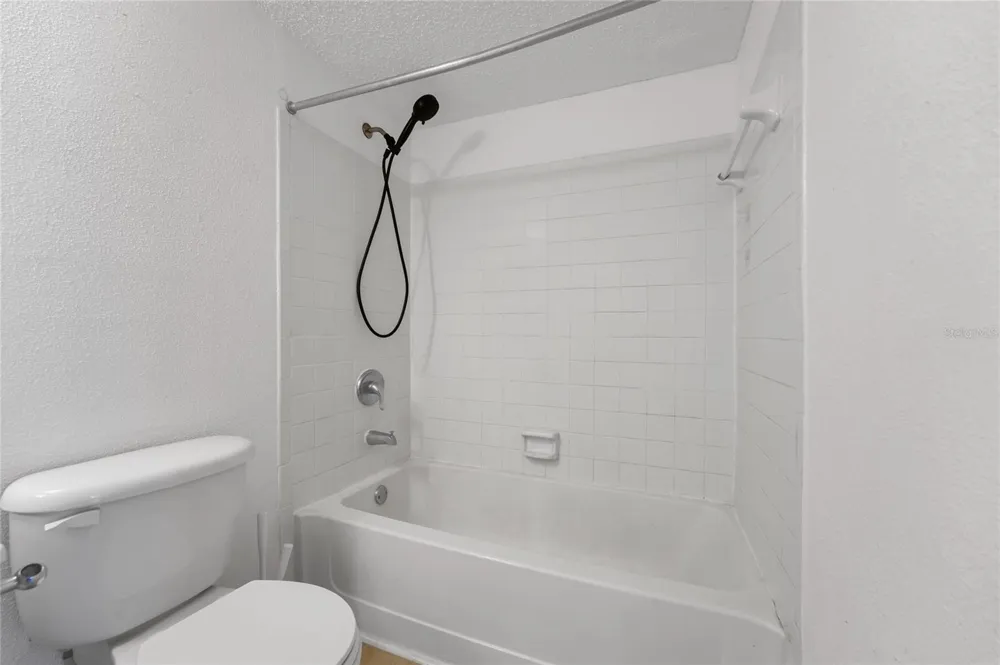 3740 IDLEBROOK CIRCLE #102 Casselberry, FL 32707