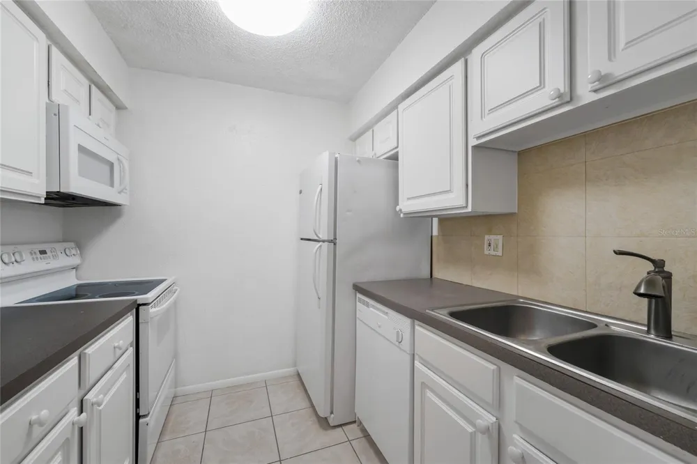 3740 IDLEBROOK CIRCLE #102 Casselberry, FL 32707