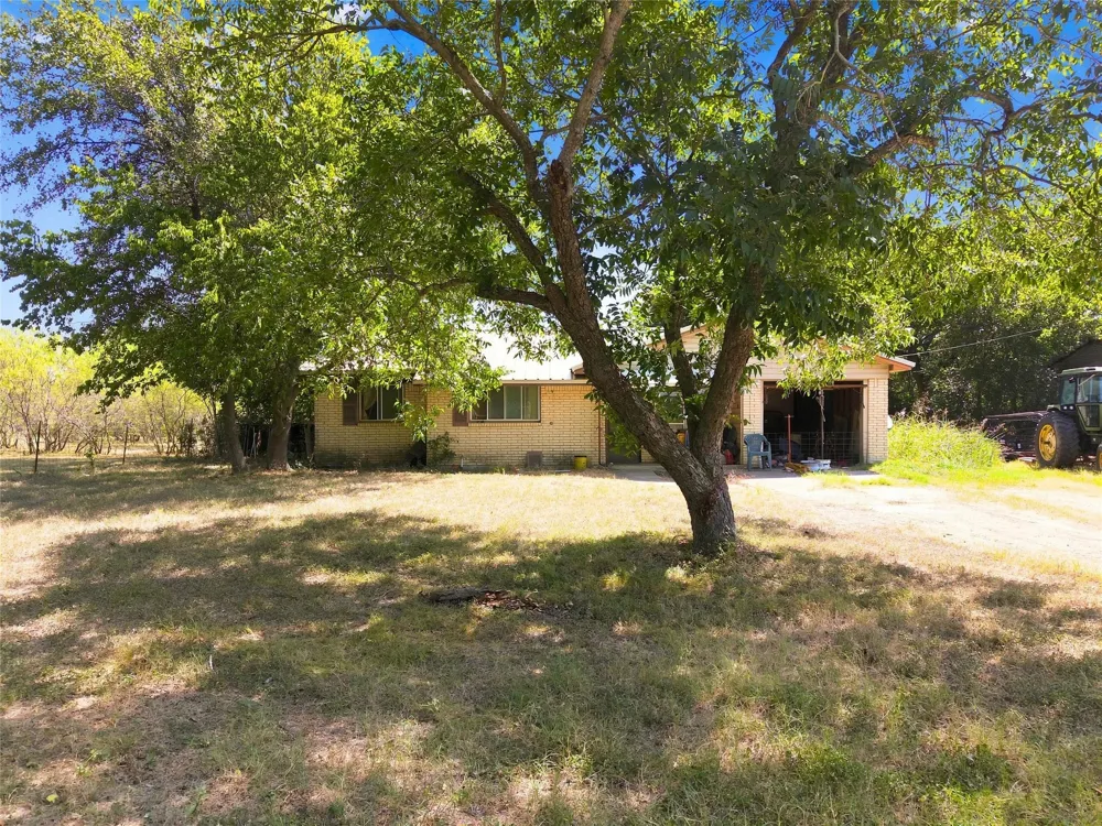 1816 Wesley Chapel Road Gholson, TX 76705