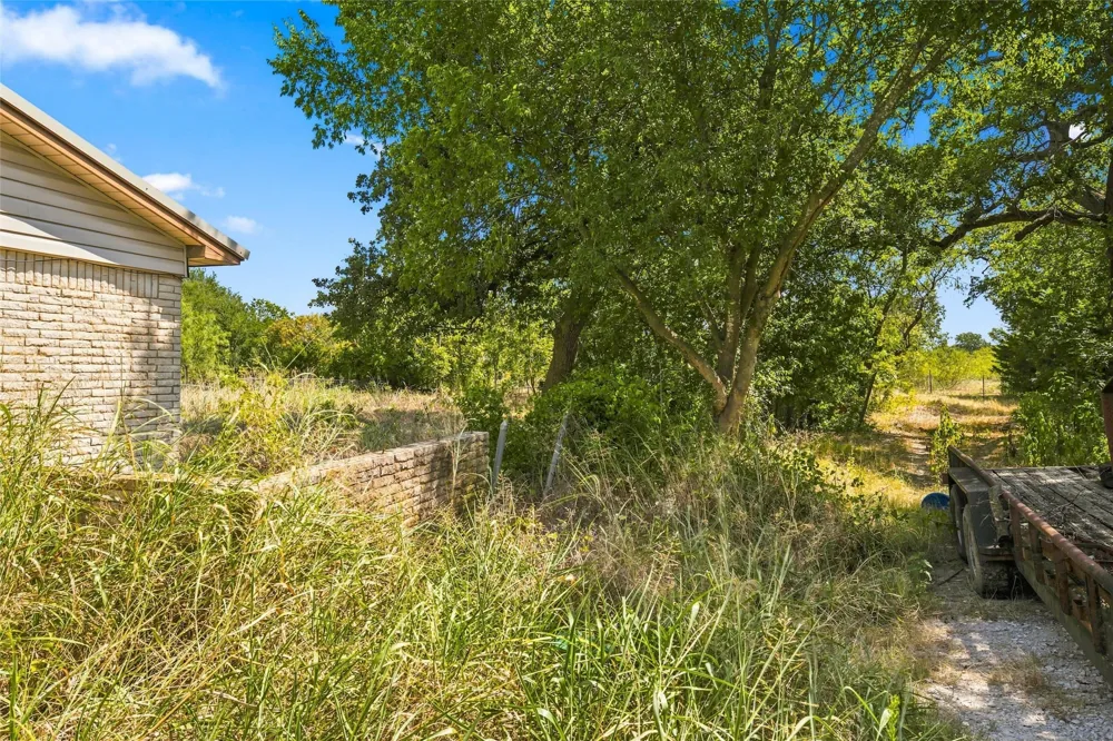1816 Wesley Chapel Road Gholson, TX 76705