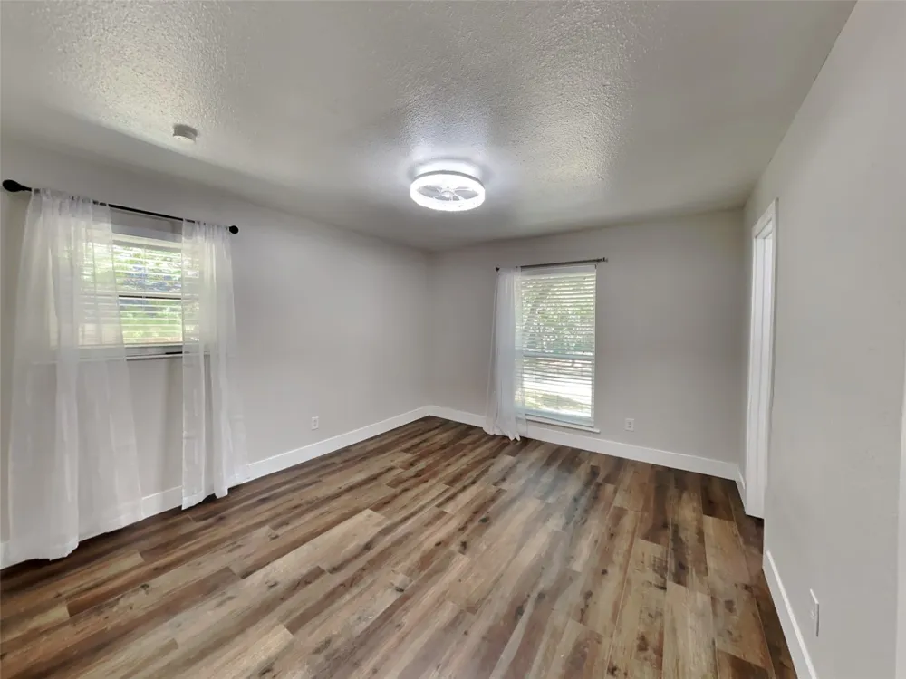3704 Astoria Drive Arlington, TX 76013