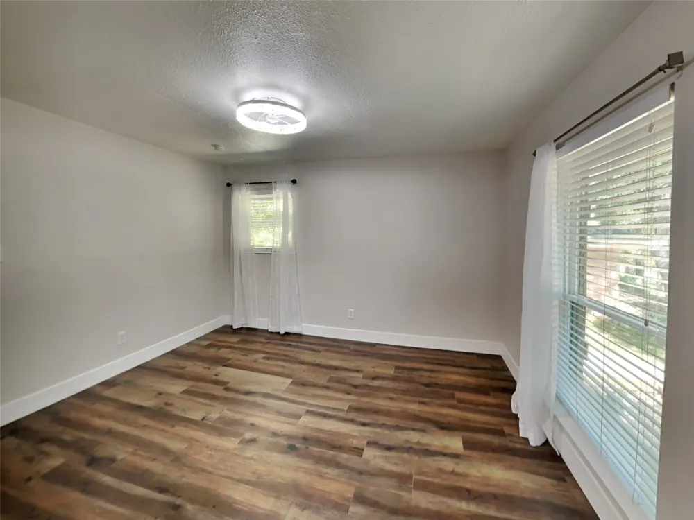 3704 Astoria Drive Arlington, TX 76013