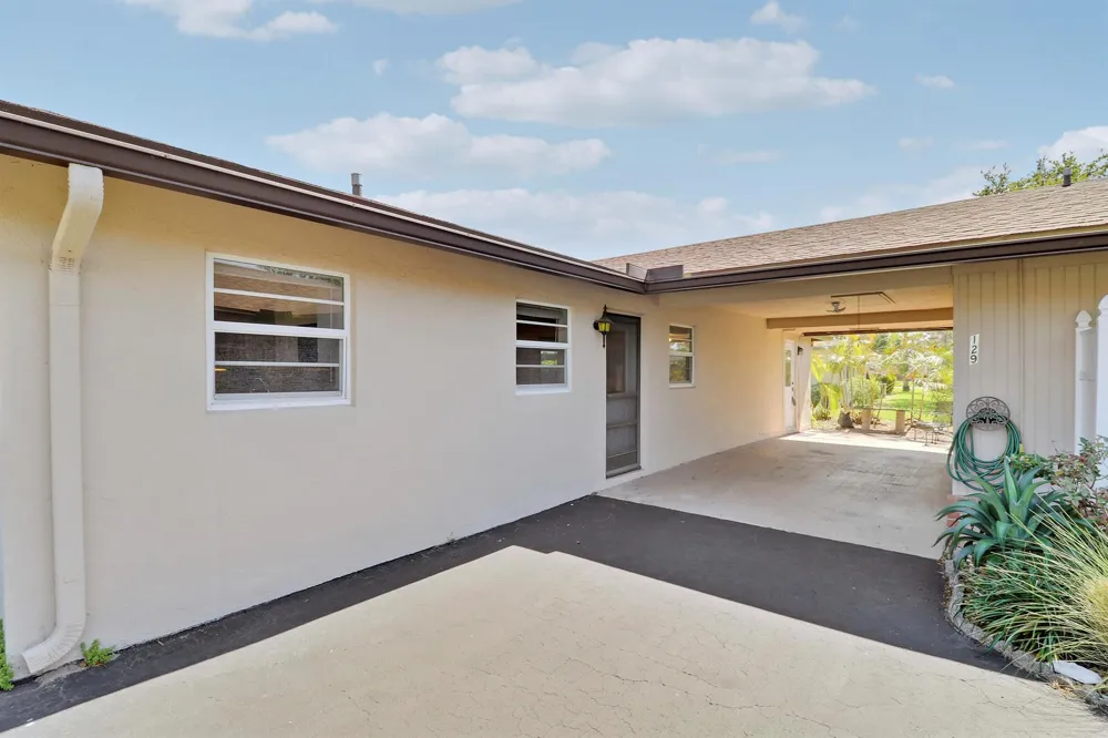 129 Mockingbird Lane Delray Beach, FL 33445