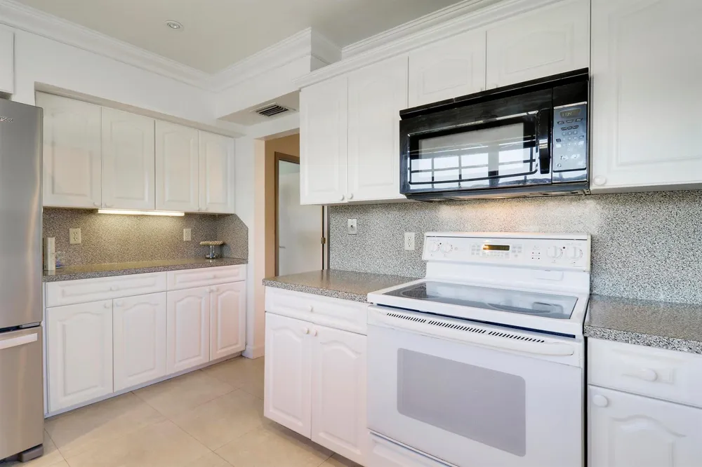 129 Mockingbird Lane Delray Beach, FL 33445