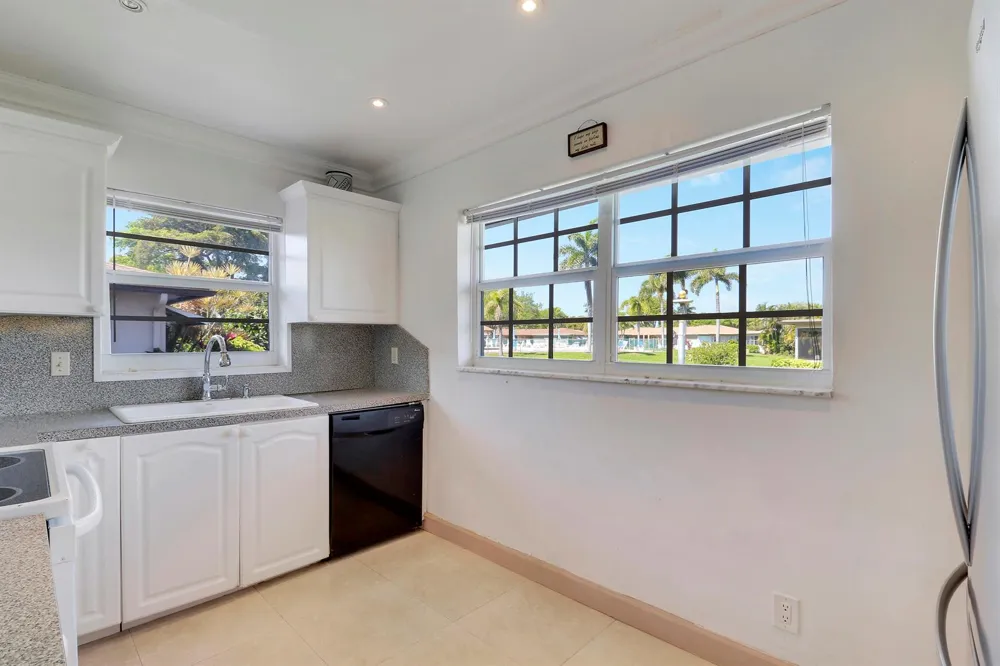 129 Mockingbird Lane Delray Beach, FL 33445