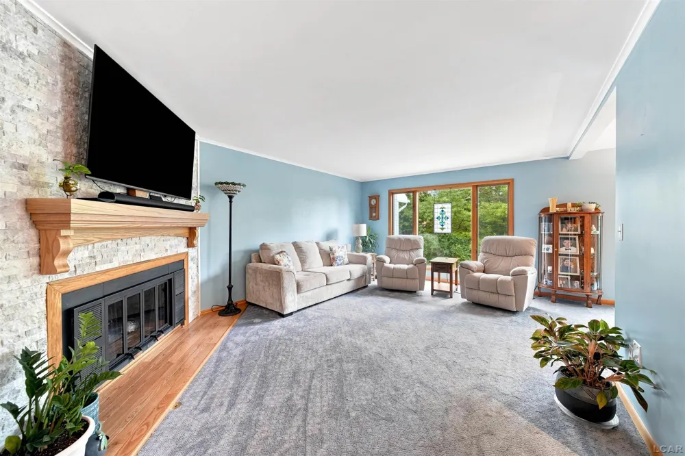 288 Whitlock St Street Saline City, MI 48176