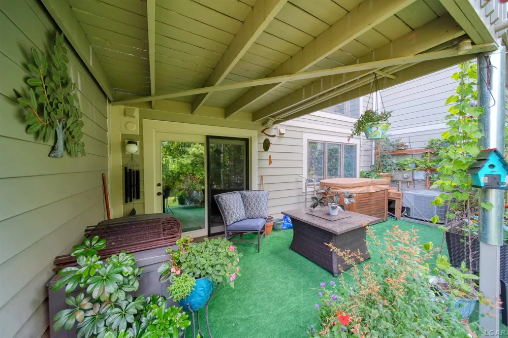 288 Whitlock St Street Saline City, MI 48176