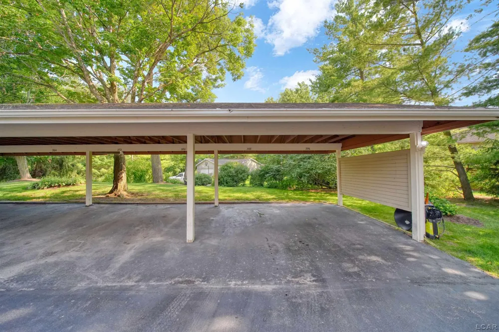 288 Whitlock St Street Saline City, MI 48176