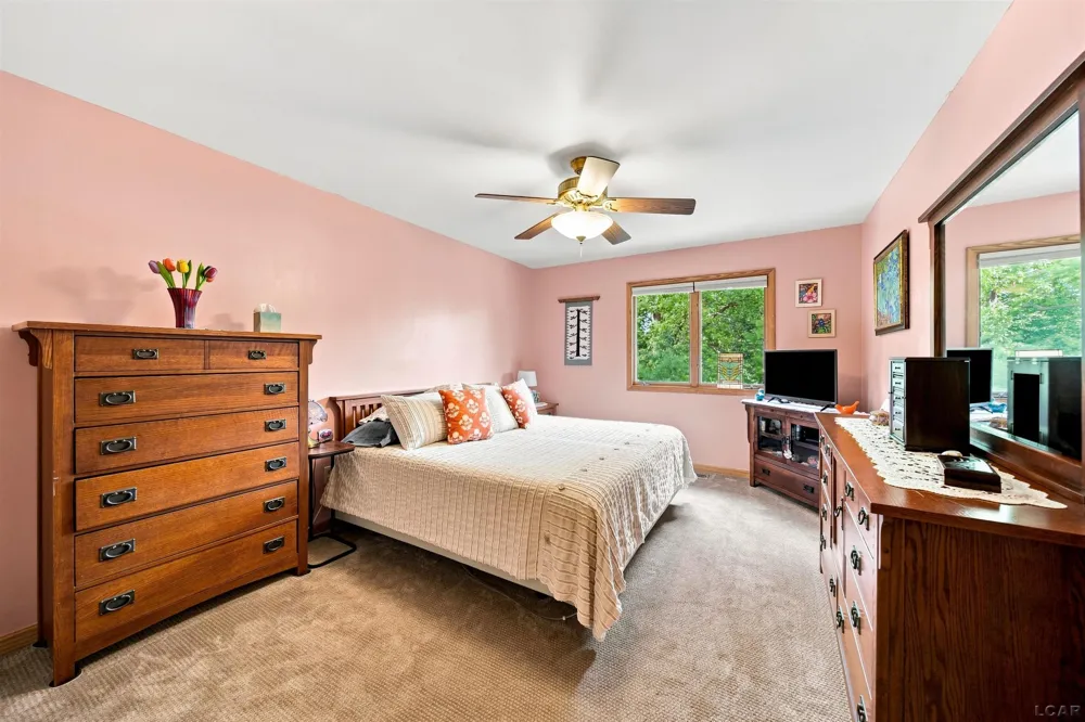 288 Whitlock St Street Saline City, MI 48176