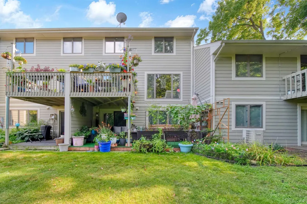 288 Whitlock St Street Saline City, MI 48176