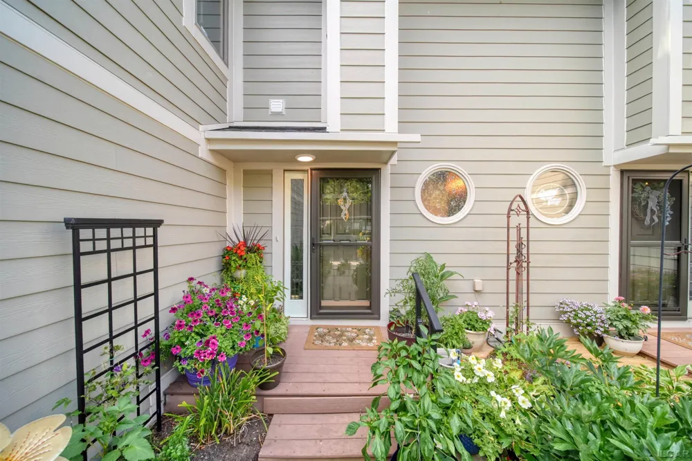 288 Whitlock St Street Saline City, MI 48176