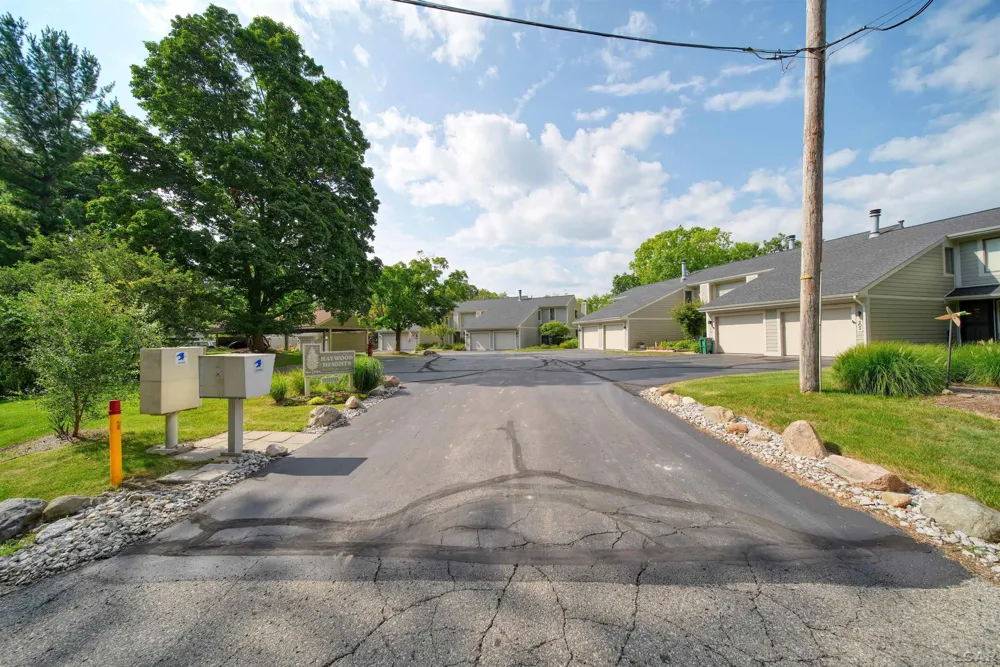 288 Whitlock St Street Saline City, MI 48176