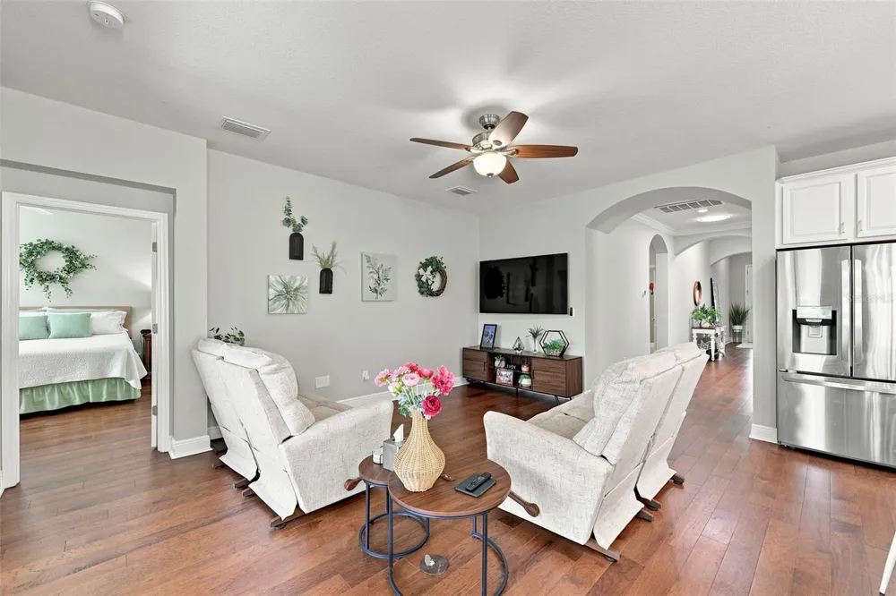 6517 NESTALL COURT Apollo Beach, FL 33572