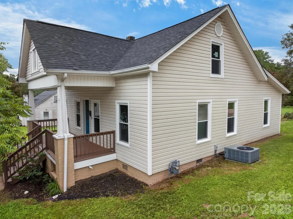 410 Spruce Street SW Lenoir, NC 28645