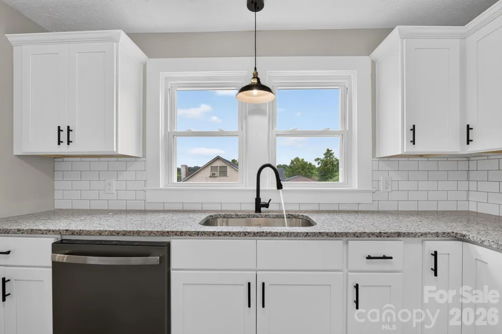 410 Spruce Street SW Lenoir, NC 28645