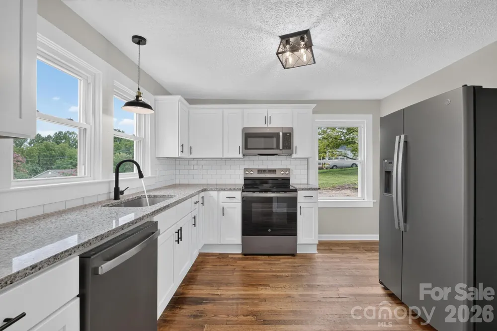 410 Spruce Street SW Lenoir, NC 28645