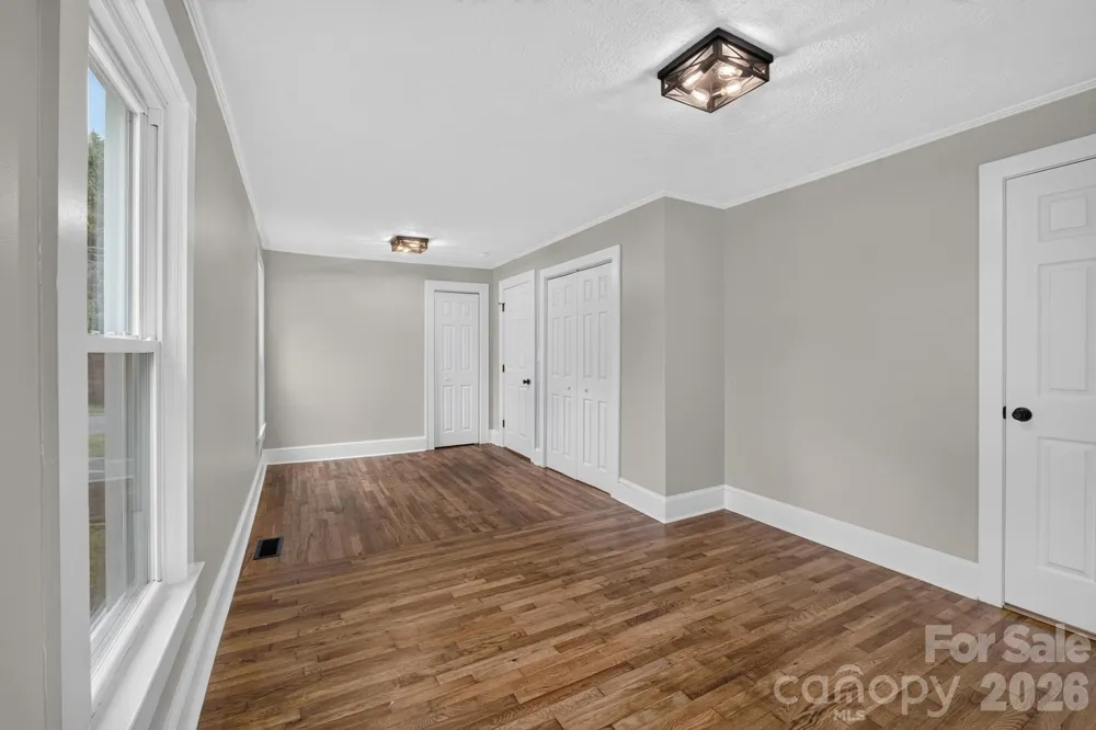 410 Spruce Street SW Lenoir, NC 28645