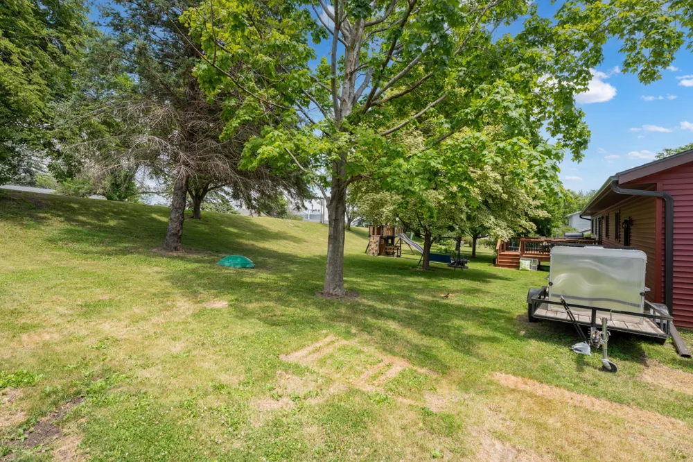 306 Elm Court Drive Goodhue, MN 55027