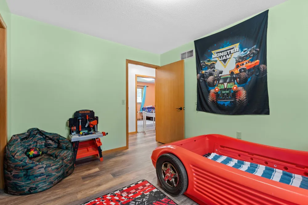 306 Elm Court Drive Goodhue, MN 55027