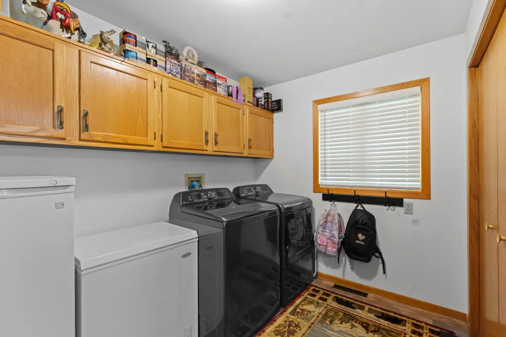 306 Elm Court Drive Goodhue, MN 55027