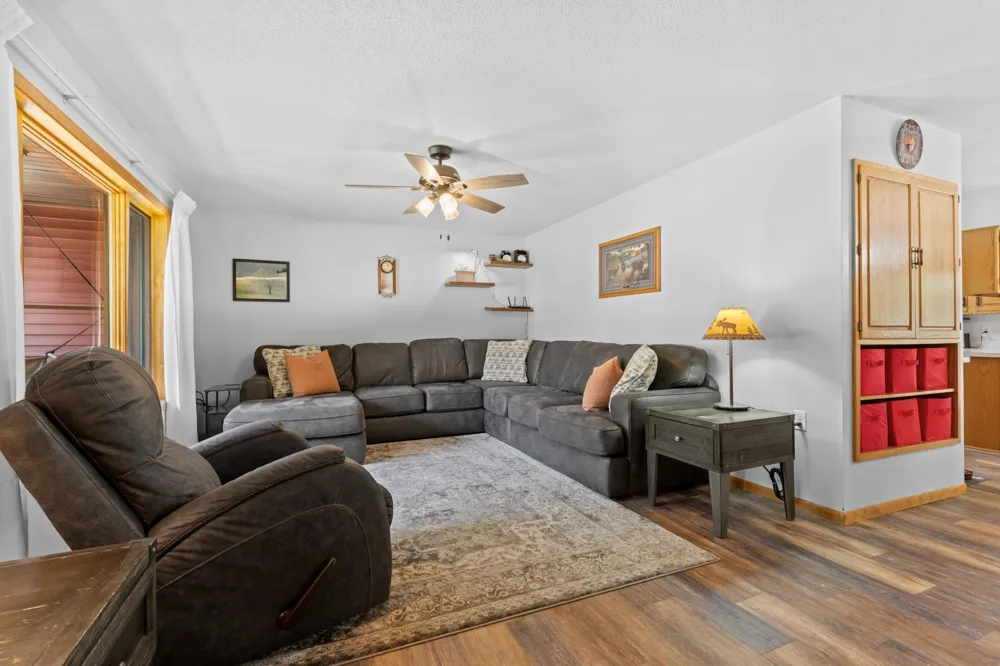 306 Elm Court Drive Goodhue, MN 55027