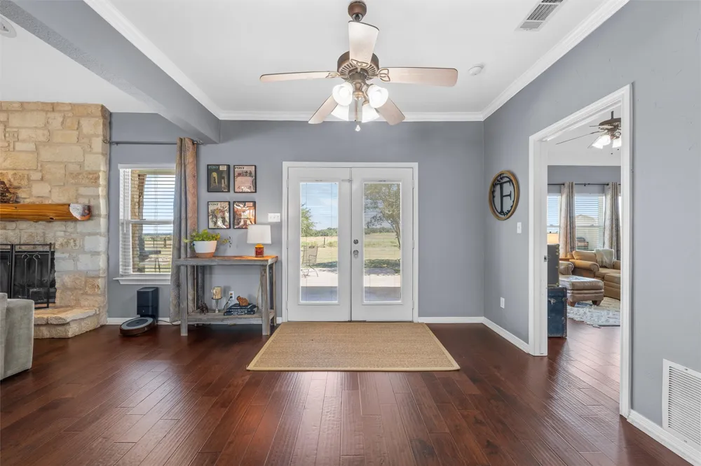 1910 County Road 341 Moody, TX 76557