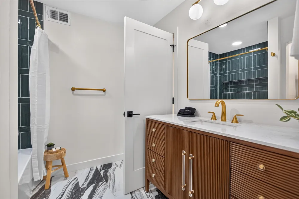 1101 Signal Ridge Place Rockwall, TX 75032
