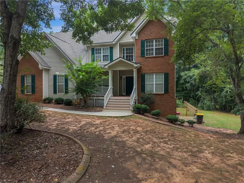 160 Perry Creek Drive Fayetteville, GA 30215