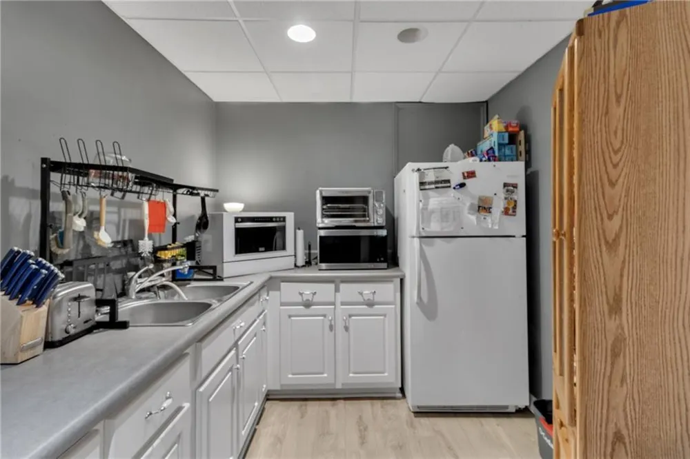 160 Perry Creek Drive Fayetteville, GA 30215