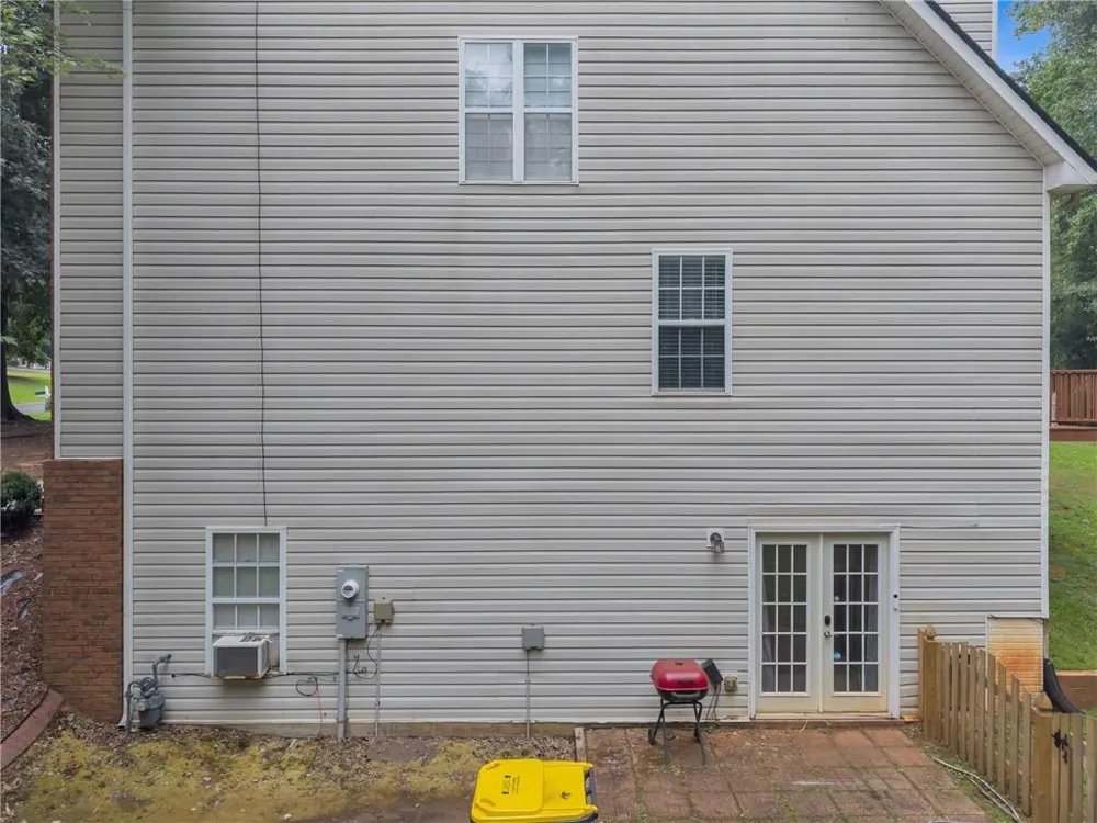160 Perry Creek Drive Fayetteville, GA 30215