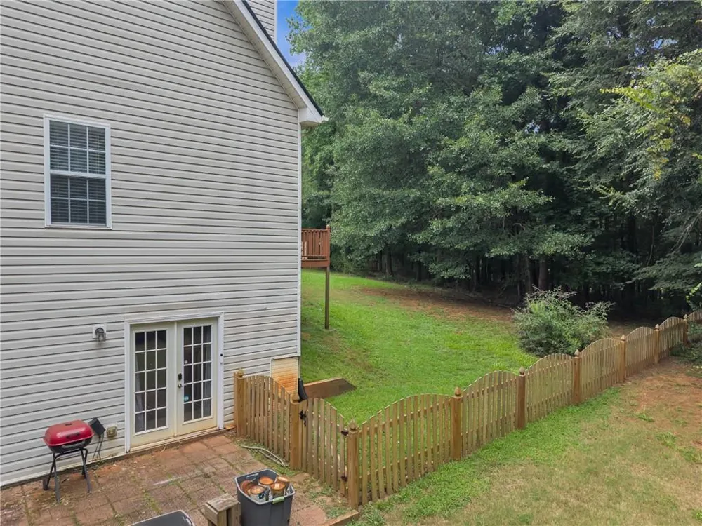 160 Perry Creek Drive Fayetteville, GA 30215