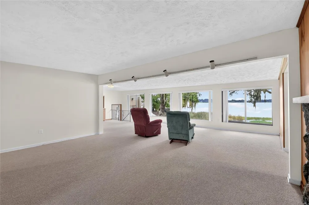767 EDISON ROAD Auburndale, FL 33823
