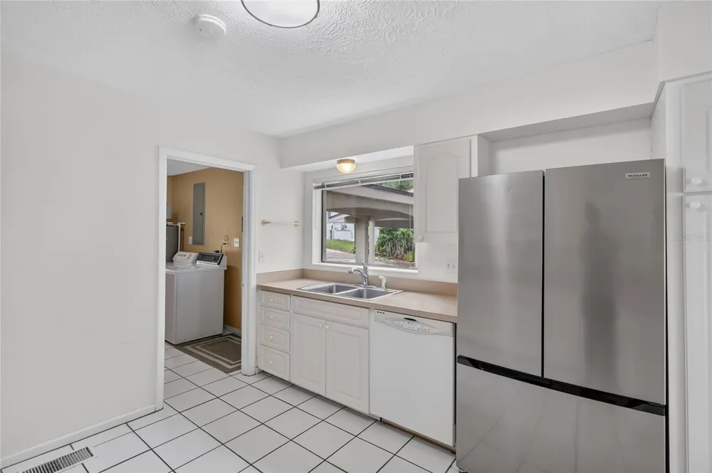 767 EDISON ROAD Auburndale, FL 33823