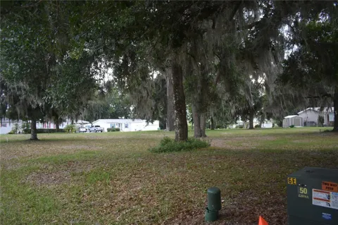 LOT 22 BLK D STRATFORD COURT