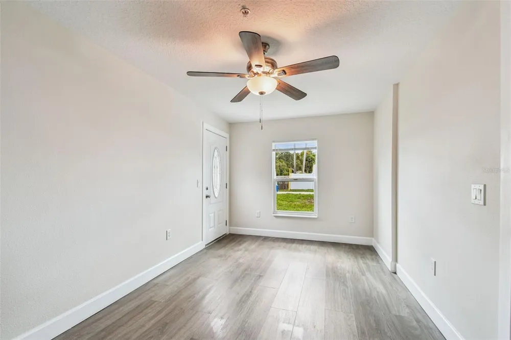 650 E TARPON AVENUE #C2 Tarpon Springs, FL 34689