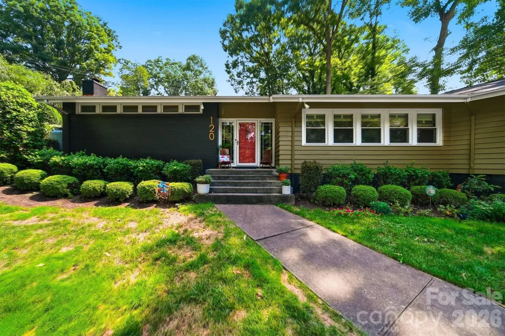 120 Woodland Drive Morganton, NC 28655
