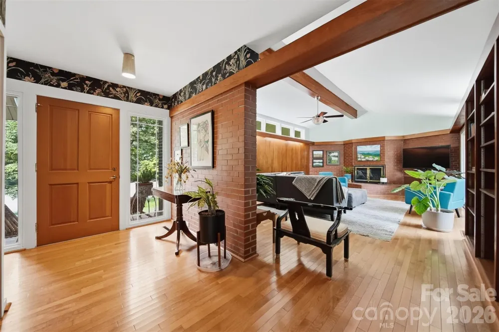 120 Woodland Drive Morganton, NC 28655