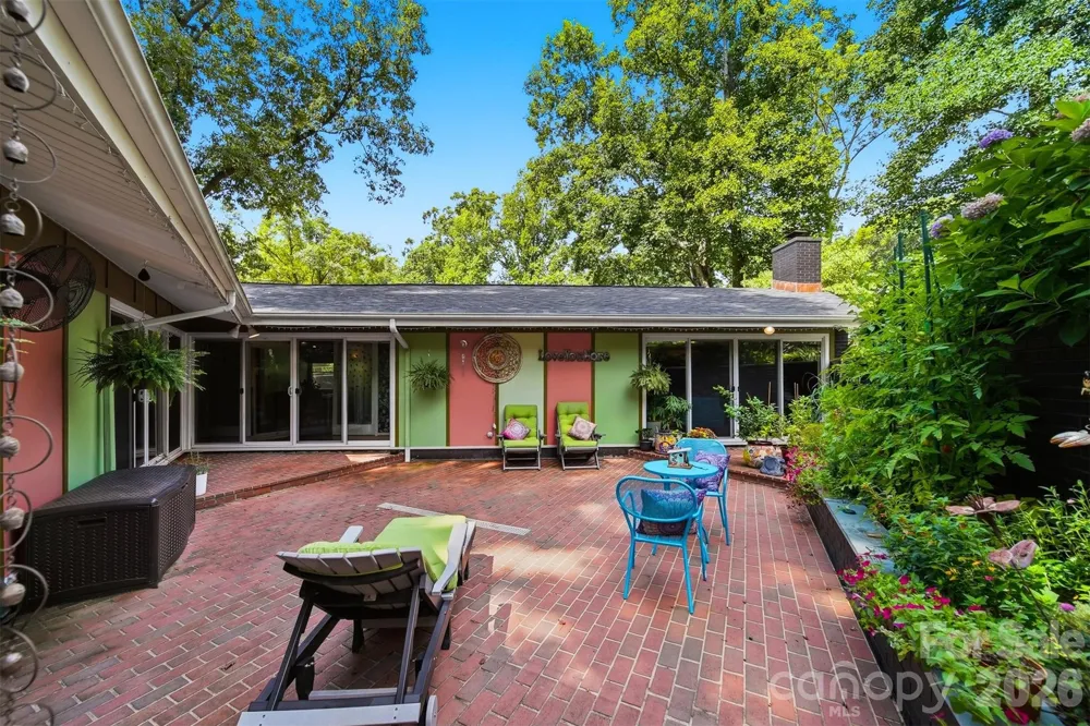 120 Woodland Drive Morganton, NC 28655