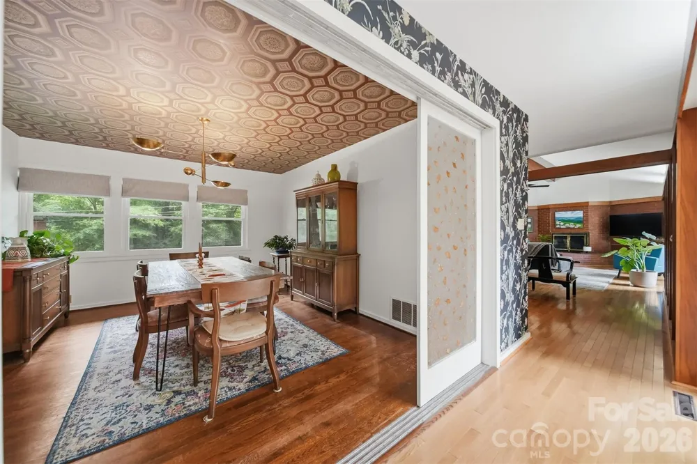 120 Woodland Drive Morganton, NC 28655