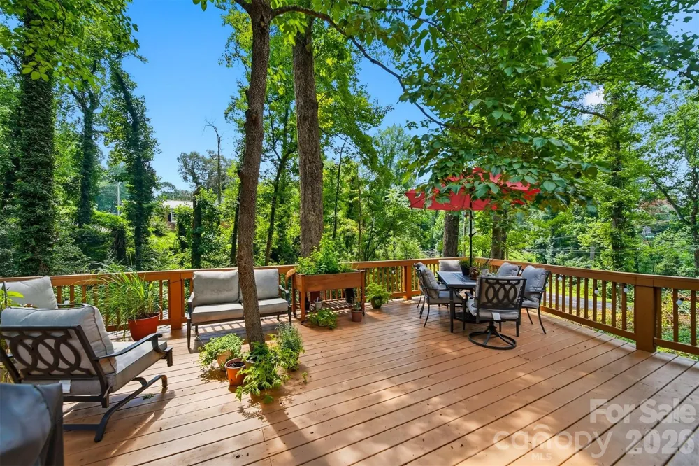 120 Woodland Drive Morganton, NC 28655